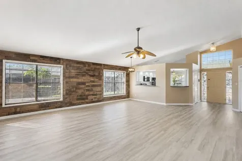 5526 Deepdale Drive Orlando FL 32821
