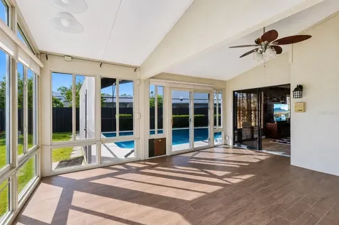 5526 Deepdale Drive Orlando FL 32821