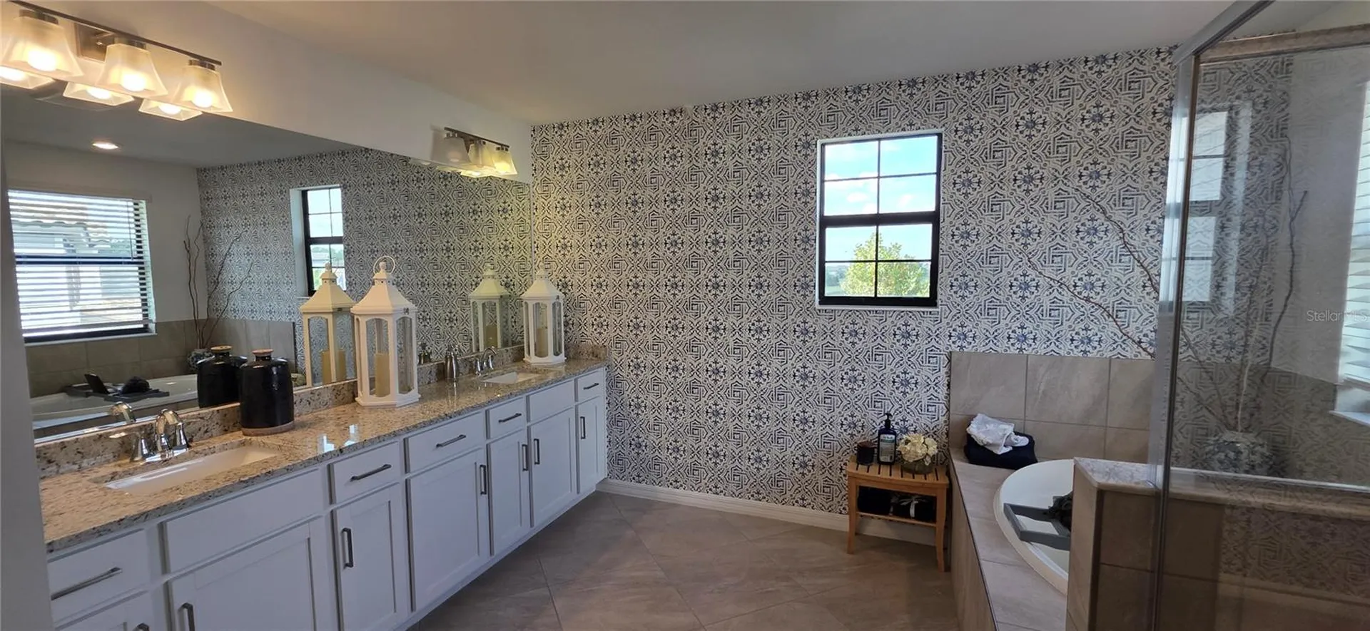16333 Tradewind Terrace Bradenton FL 34211