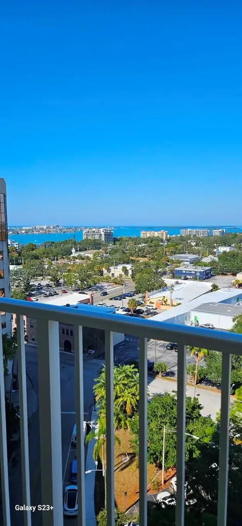 628 Cleveland Street Clearwater FL 33755