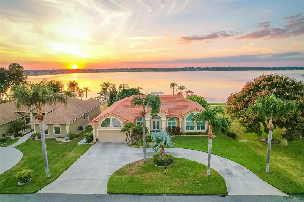 116 Raintree Court Auburndale FL 33823