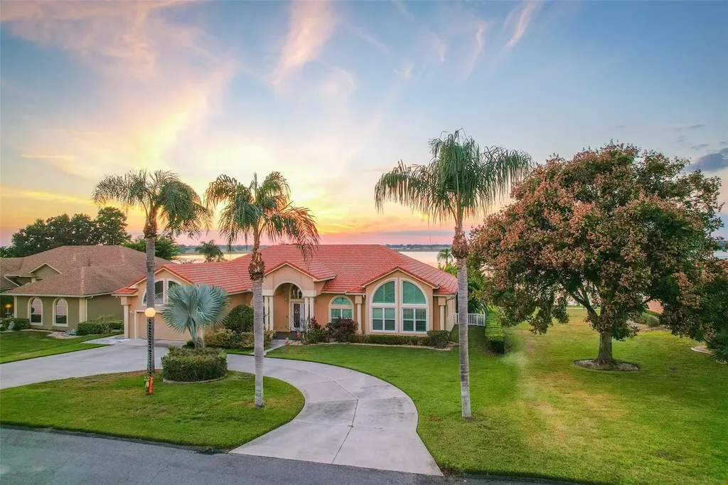 116 Raintree Court Auburndale FL 33823