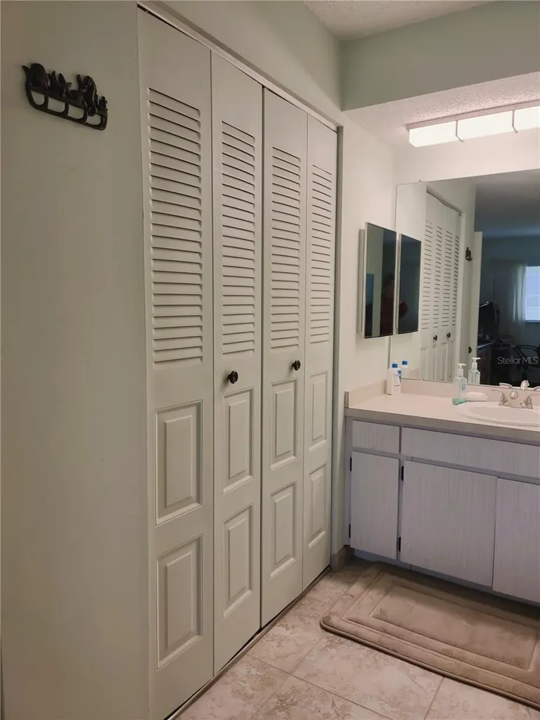 4634 Lake Boulevard Clearwater FL 33762