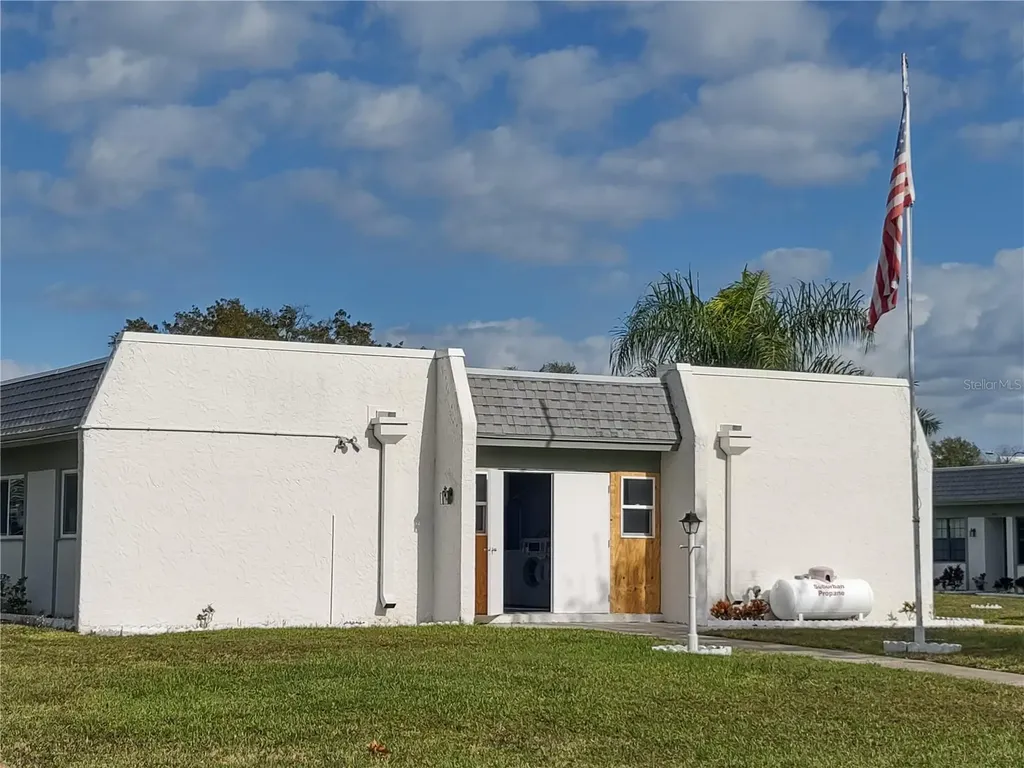 4634 Lake Boulevard Clearwater FL 33762
