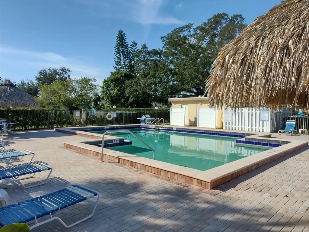 4634 Lake Boulevard Clearwater FL 33762