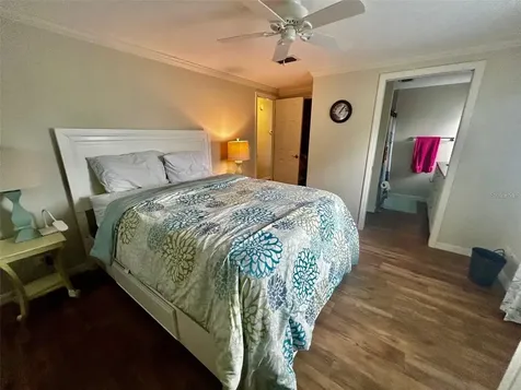 5742 Camelot Drive N Sarasota FL 34233