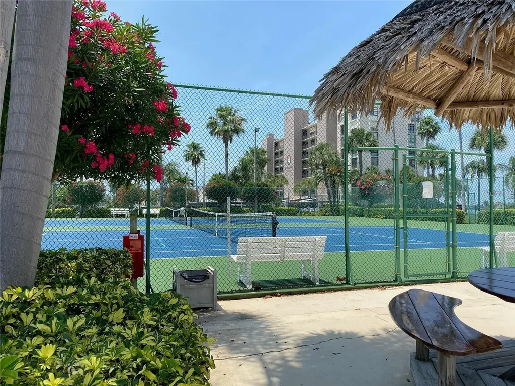 7400 Sun Island Drive S South Pasadena FL 33707