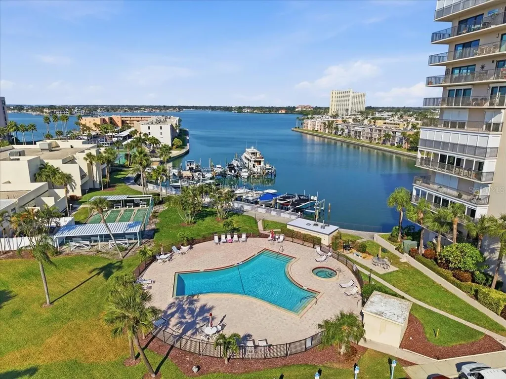 7400 Sun Island Drive S South Pasadena FL 33707