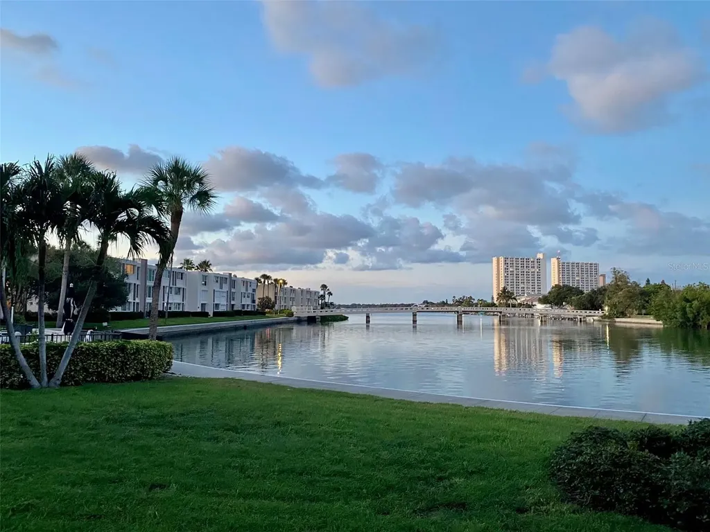 7400 Sun Island Drive S South Pasadena FL 33707