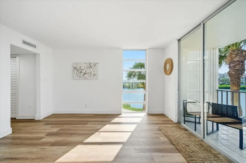 7400 Sun Island Drive S South Pasadena FL 33707