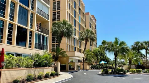 7400 Sun Island Drive S South Pasadena FL 33707