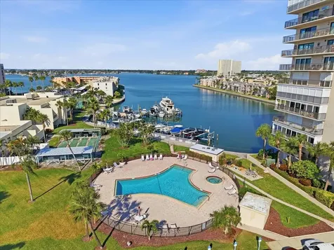 7400 Sun Island Drive S South Pasadena FL 33707