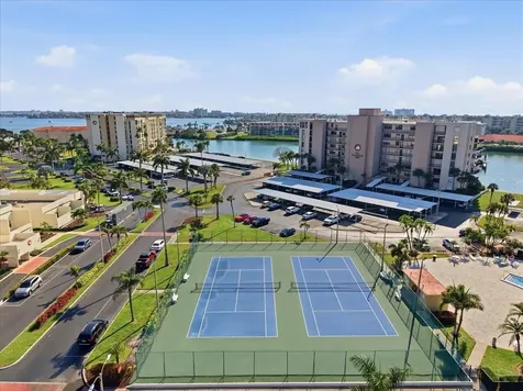 7400 Sun Island Drive S South Pasadena FL 33707