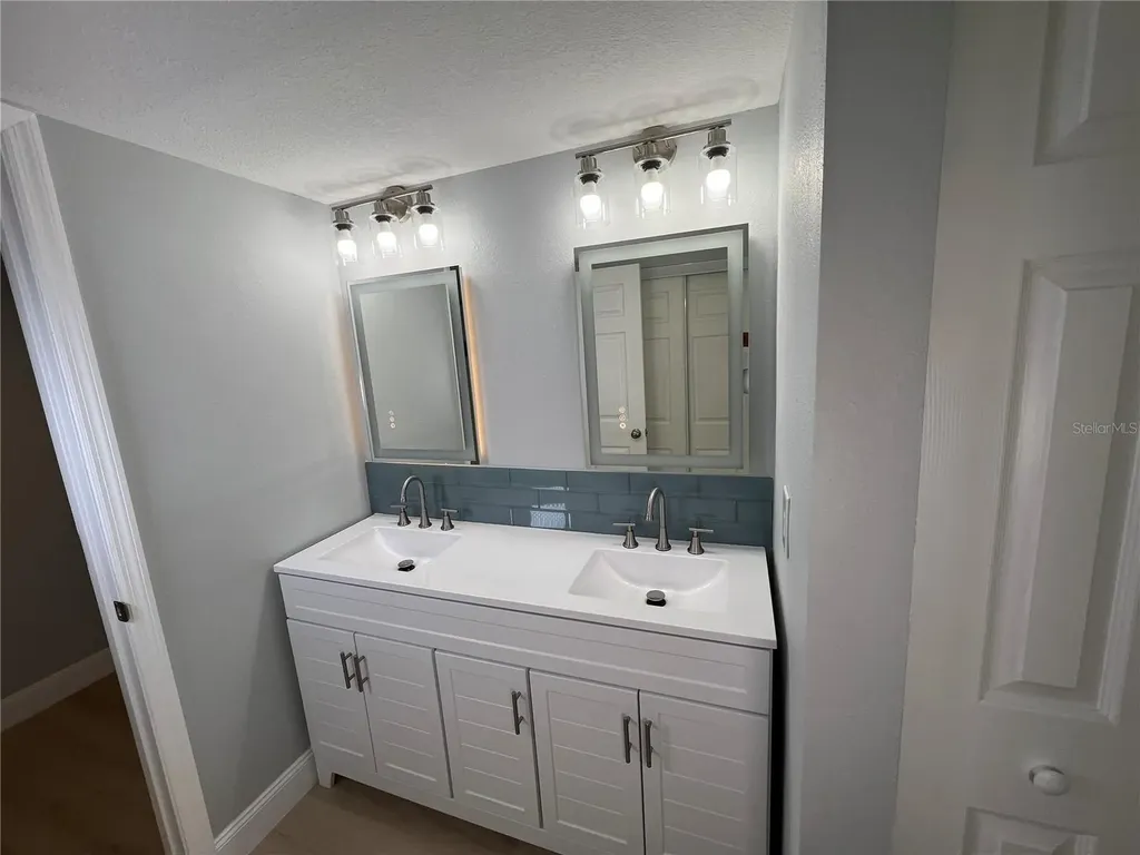 7550 Sunshine Skyway Lane S St Petersburg FL 33711