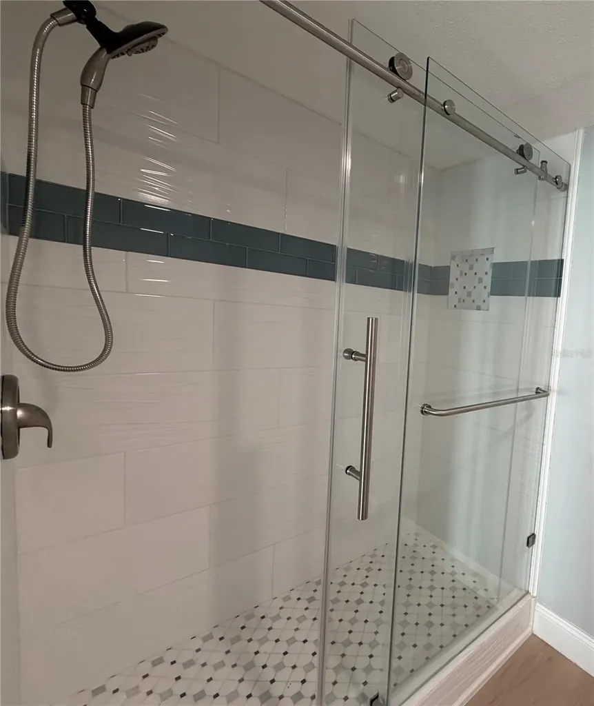 7550 Sunshine Skyway Lane S St Petersburg FL 33711