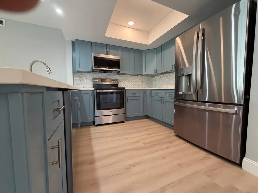 7550 Sunshine Skyway Lane S St Petersburg FL 33711