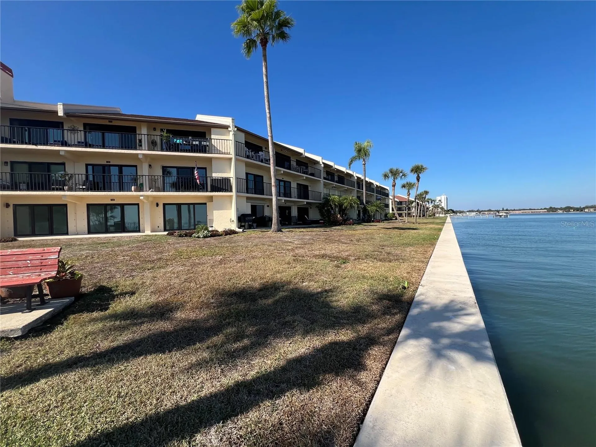 7550 Sunshine Skyway Lane S St Petersburg FL 33711