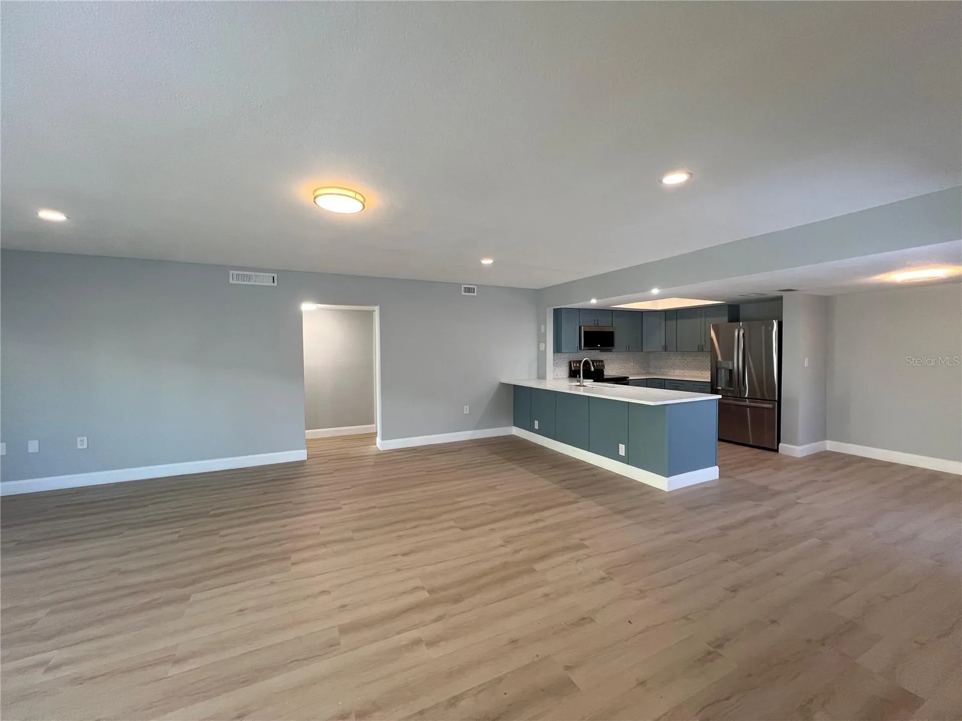 7550 Sunshine Skyway Lane S St Petersburg FL 33711