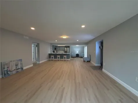 7550 Sunshine Skyway Lane S St Petersburg FL 33711