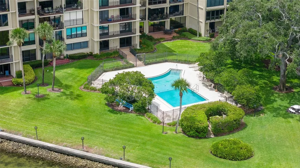 5020 Bayshore Boulevard Tampa FL 33611