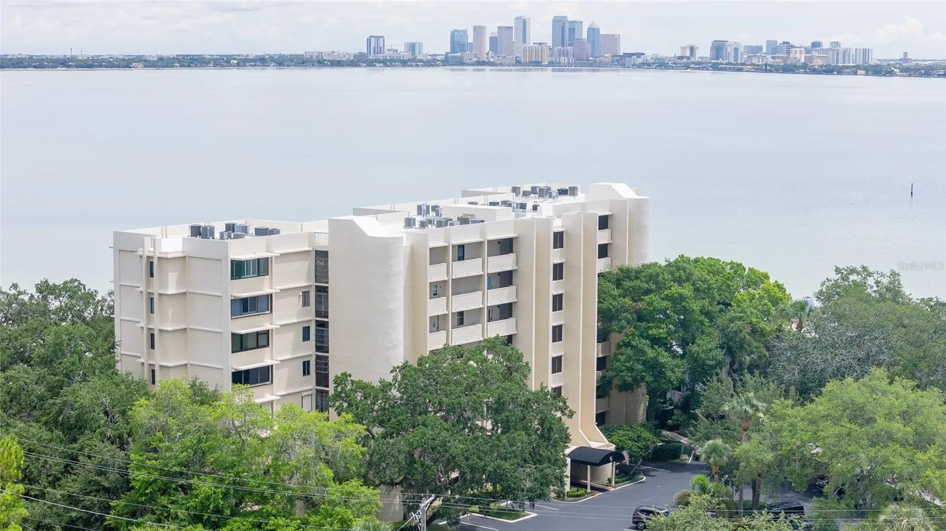 5020 Bayshore Boulevard Tampa FL 33611