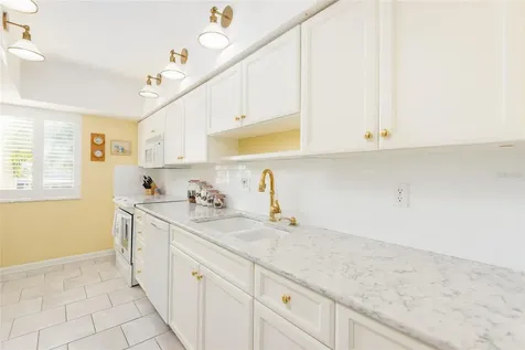 5020 Bayshore Boulevard Tampa FL 33611