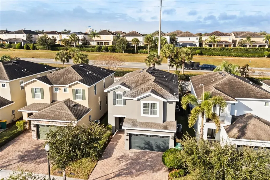 300 Pendant Court Kissimmee FL 34747