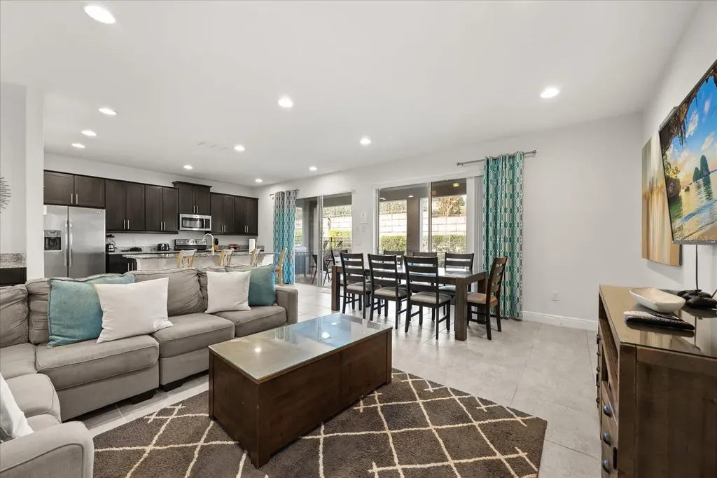 300 Pendant Court Kissimmee FL 34747
