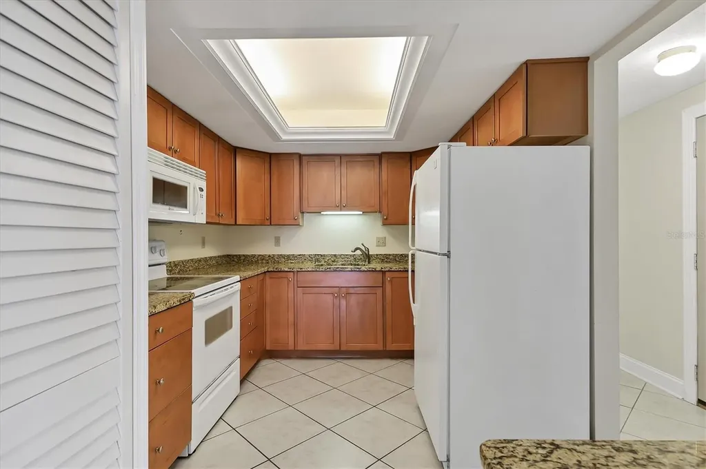 3629 Longmeadow Sarasota FL 34235