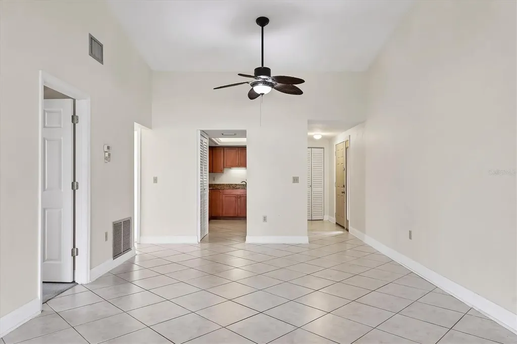 3629 Longmeadow Sarasota FL 34235