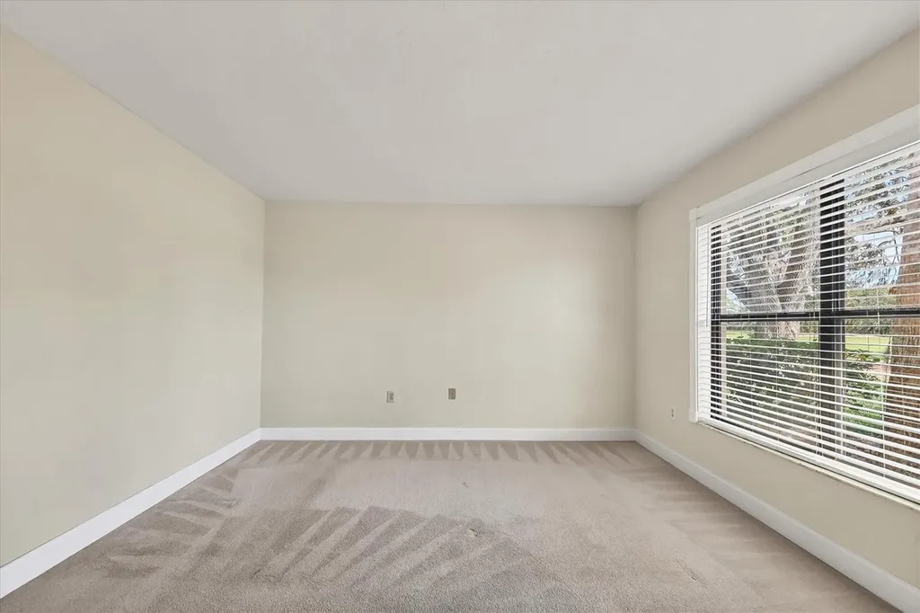 3629 Longmeadow Sarasota FL 34235