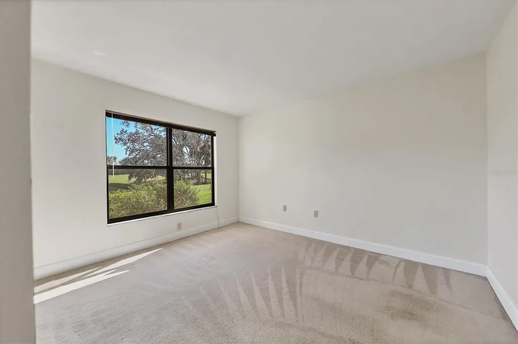 3629 Longmeadow Sarasota FL 34235
