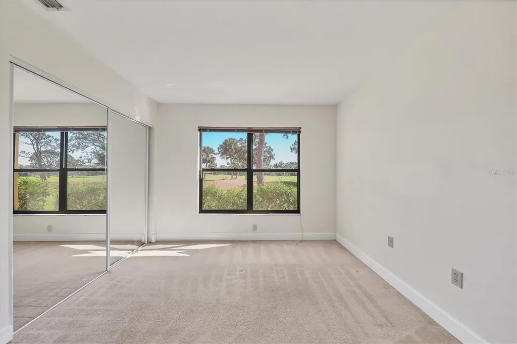 3629 Longmeadow Sarasota FL 34235