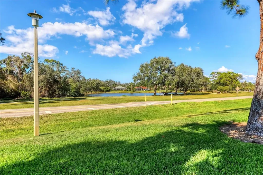 3629 Longmeadow Sarasota FL 34235