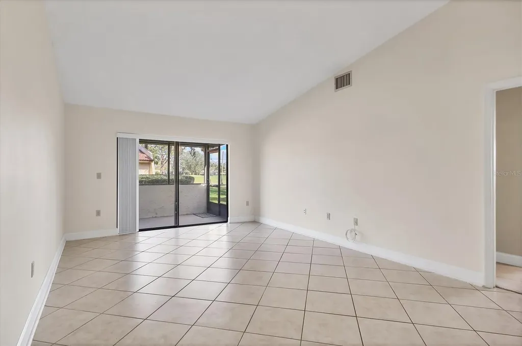 3629 Longmeadow Sarasota FL 34235