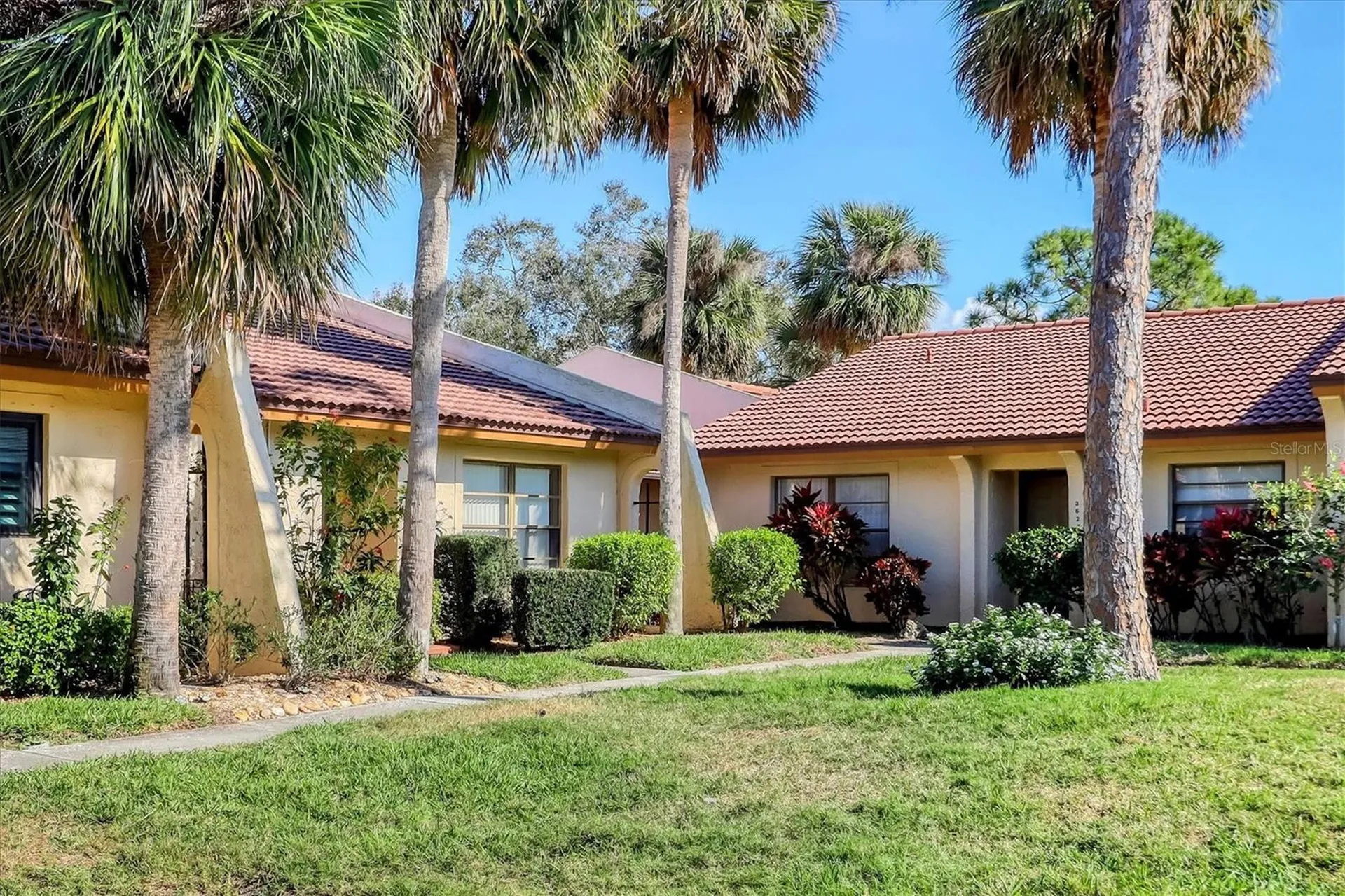 3629 Longmeadow Sarasota FL 34235