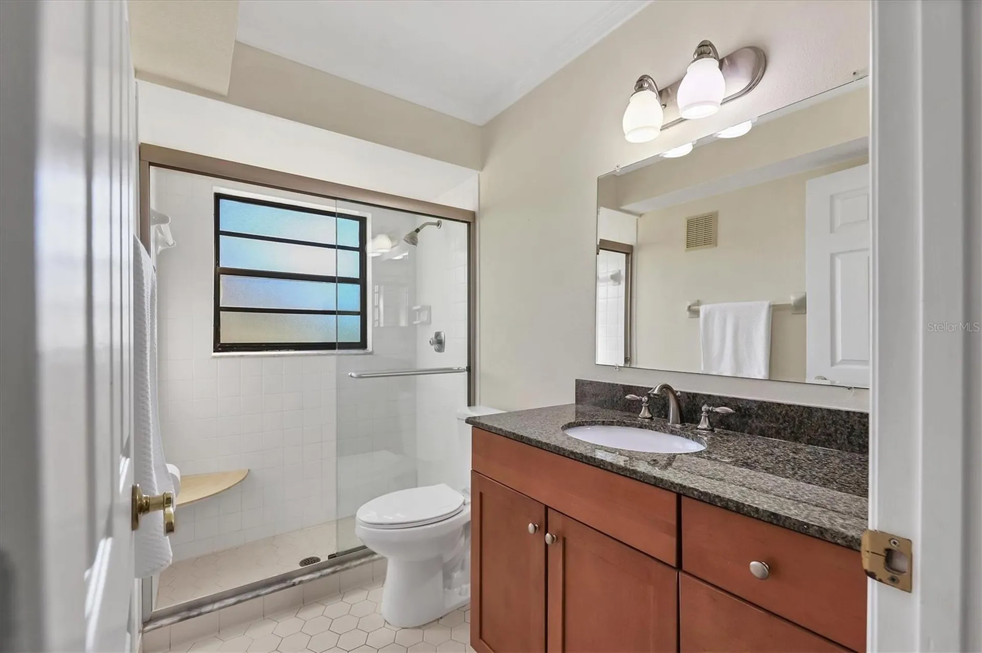 3629 Longmeadow Sarasota FL 34235