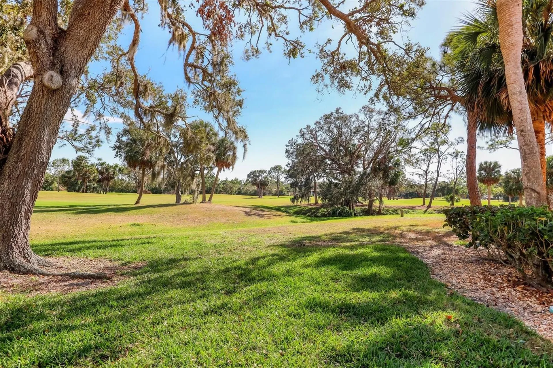 3629 Longmeadow Sarasota FL 34235