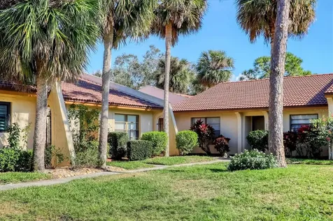 3629 Longmeadow Sarasota FL 34235