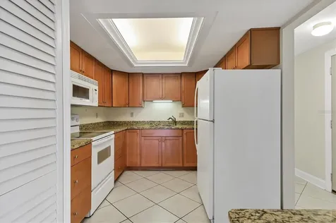 3629 Longmeadow Sarasota FL 34235