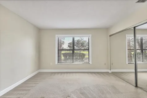 3629 Longmeadow Sarasota FL 34235