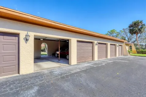 3629 Longmeadow Sarasota FL 34235