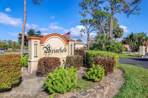 3629 Longmeadow Sarasota FL 34235