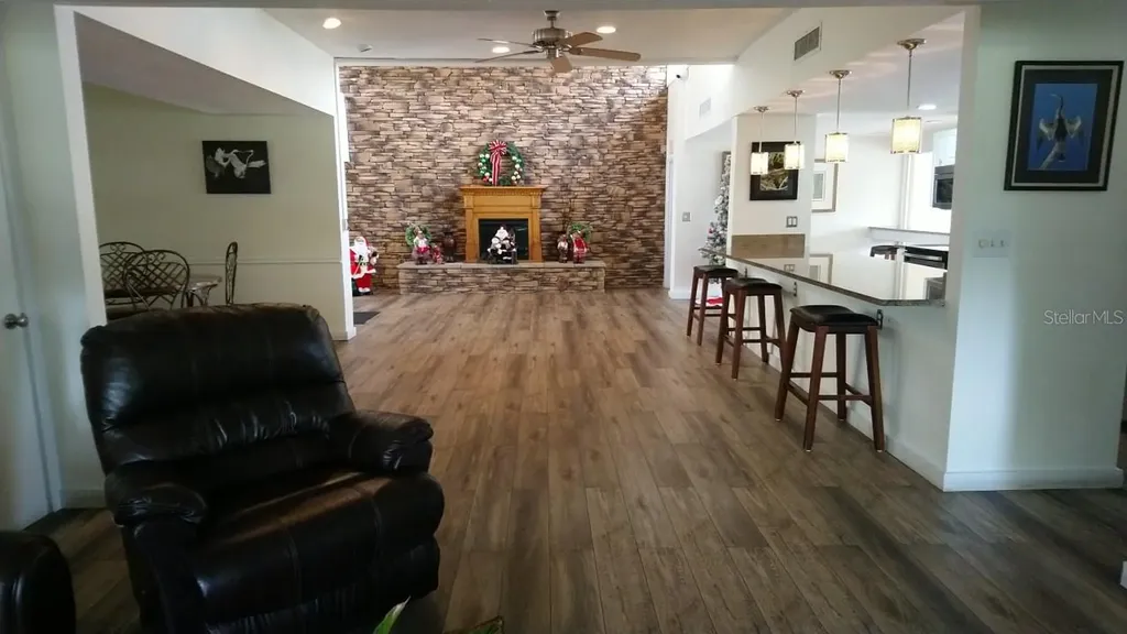 2614 Cove Cay Drive Clearwater FL 33760