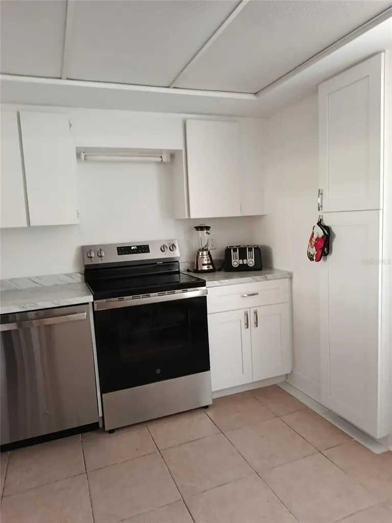 2614 Cove Cay Drive Clearwater FL 33760