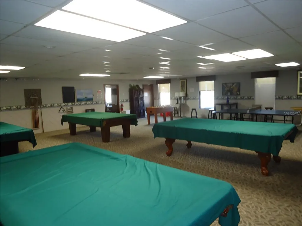10034 64th Avenue N St Petersburg FL 33708