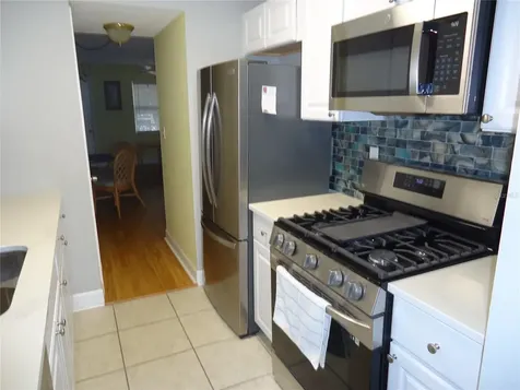 10034 64th Avenue N St Petersburg FL 33708