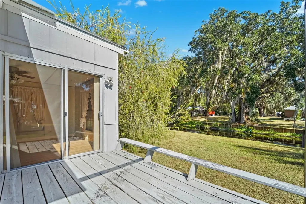 19 Mary Bell Landing Road Sebring FL 33876