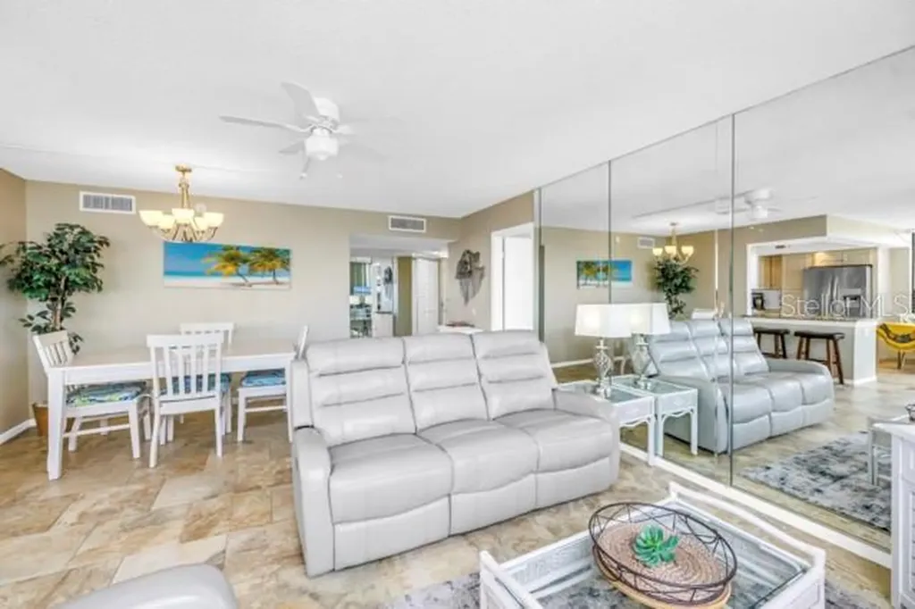 6279 Sun Boulevard St Petersburg FL 33715