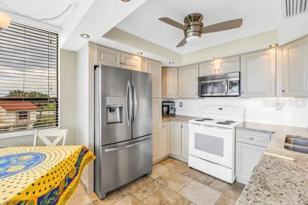 6279 Sun Boulevard St Petersburg FL 33715